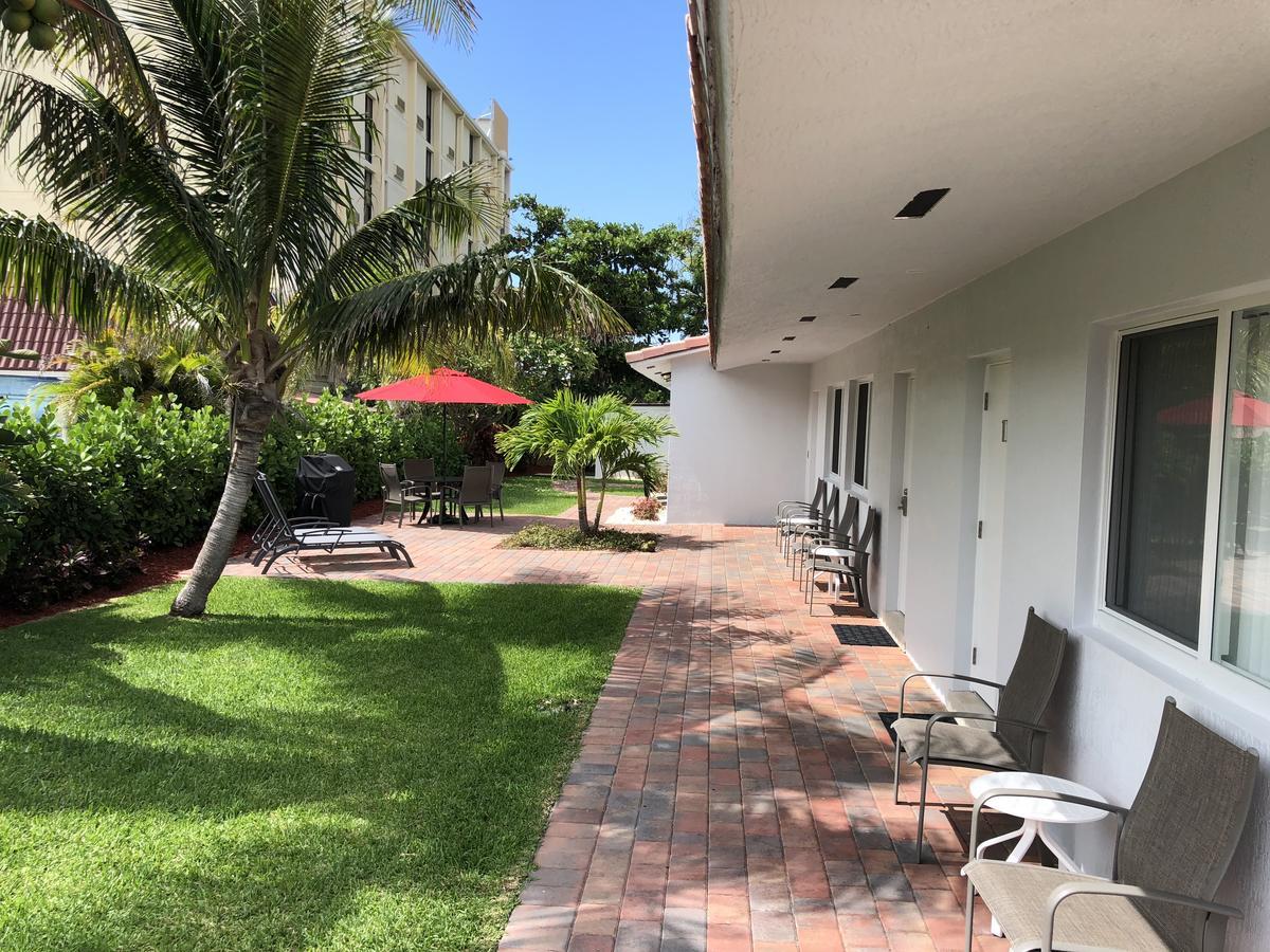 Elizabeth House Inn Deerfield Beach Buitenkant foto